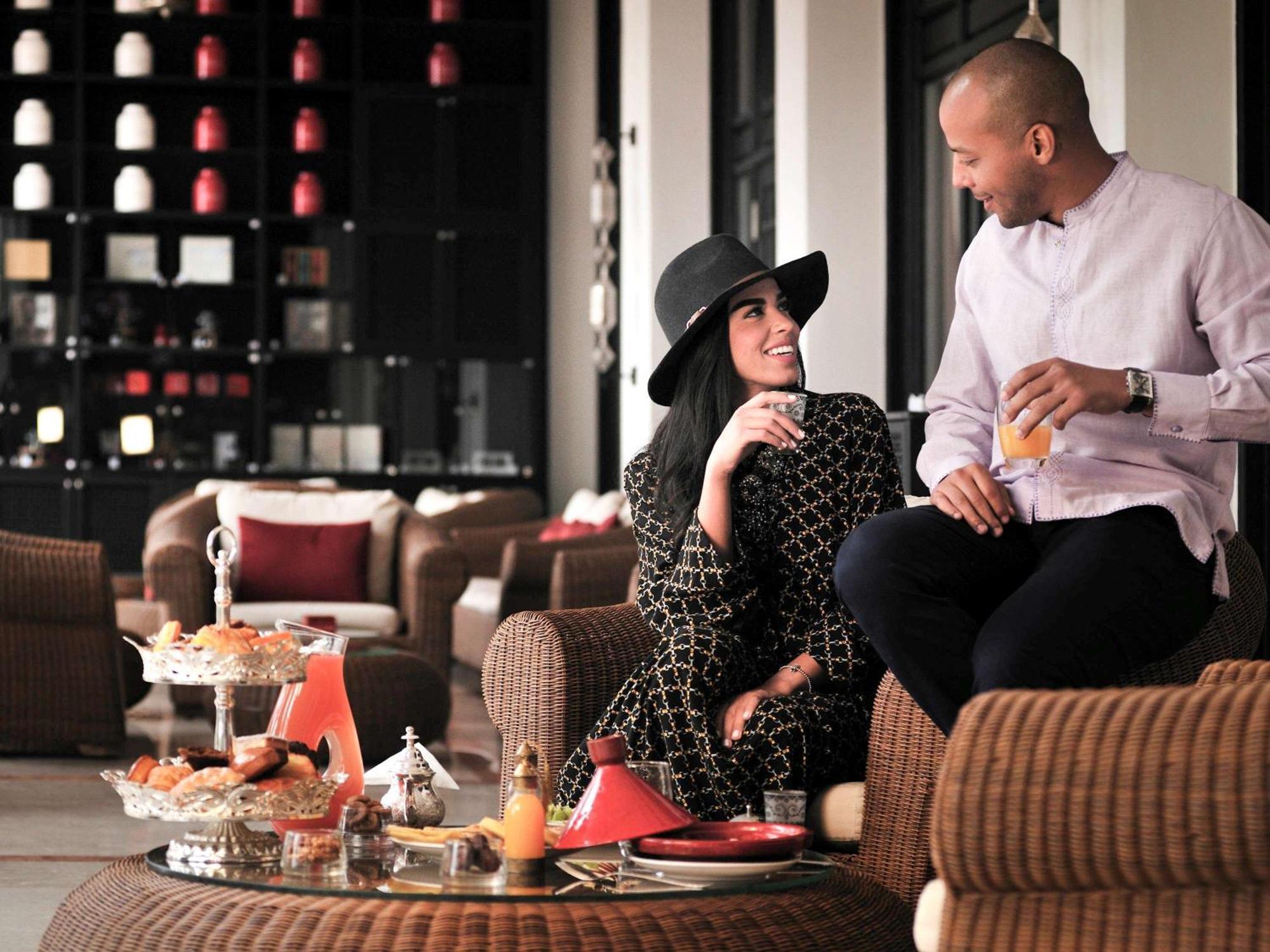 Sofitel Marrakech Palais Imperial & Spa Марракеш Екстер'єр фото The Lounge at the airport