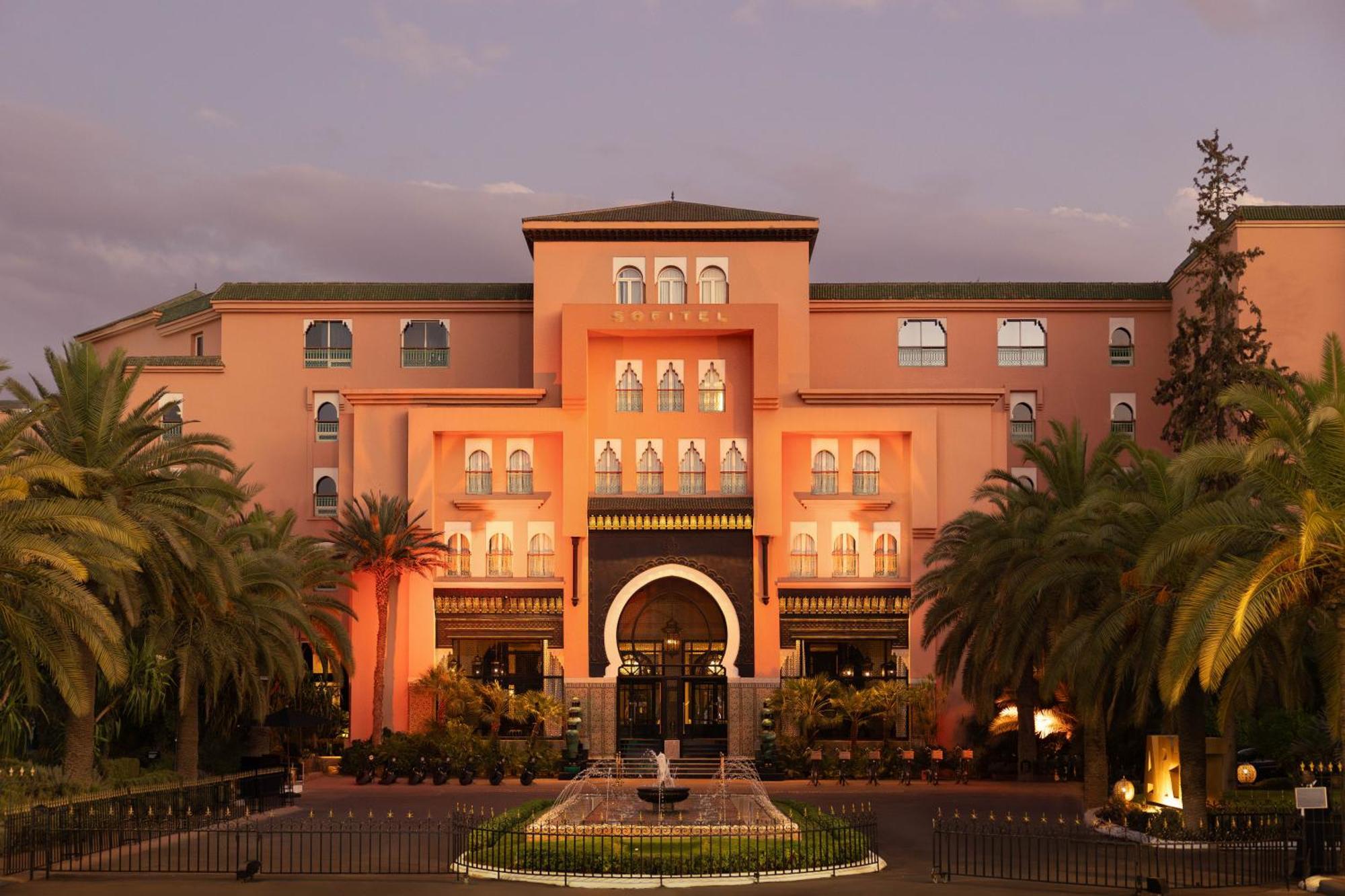 Sofitel Marrakech Palais Imperial & Spa Марракеш Екстер'єр фото The main entrance of the hotel